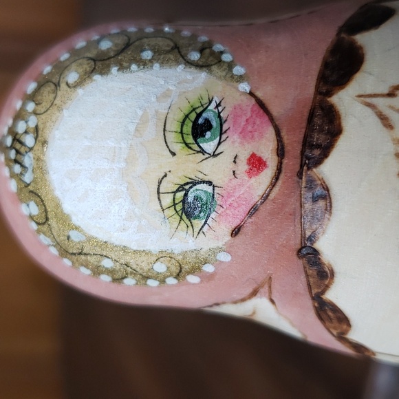 Vintage Russian Hand Painted Nesting Dolls - Picture 10 of 12